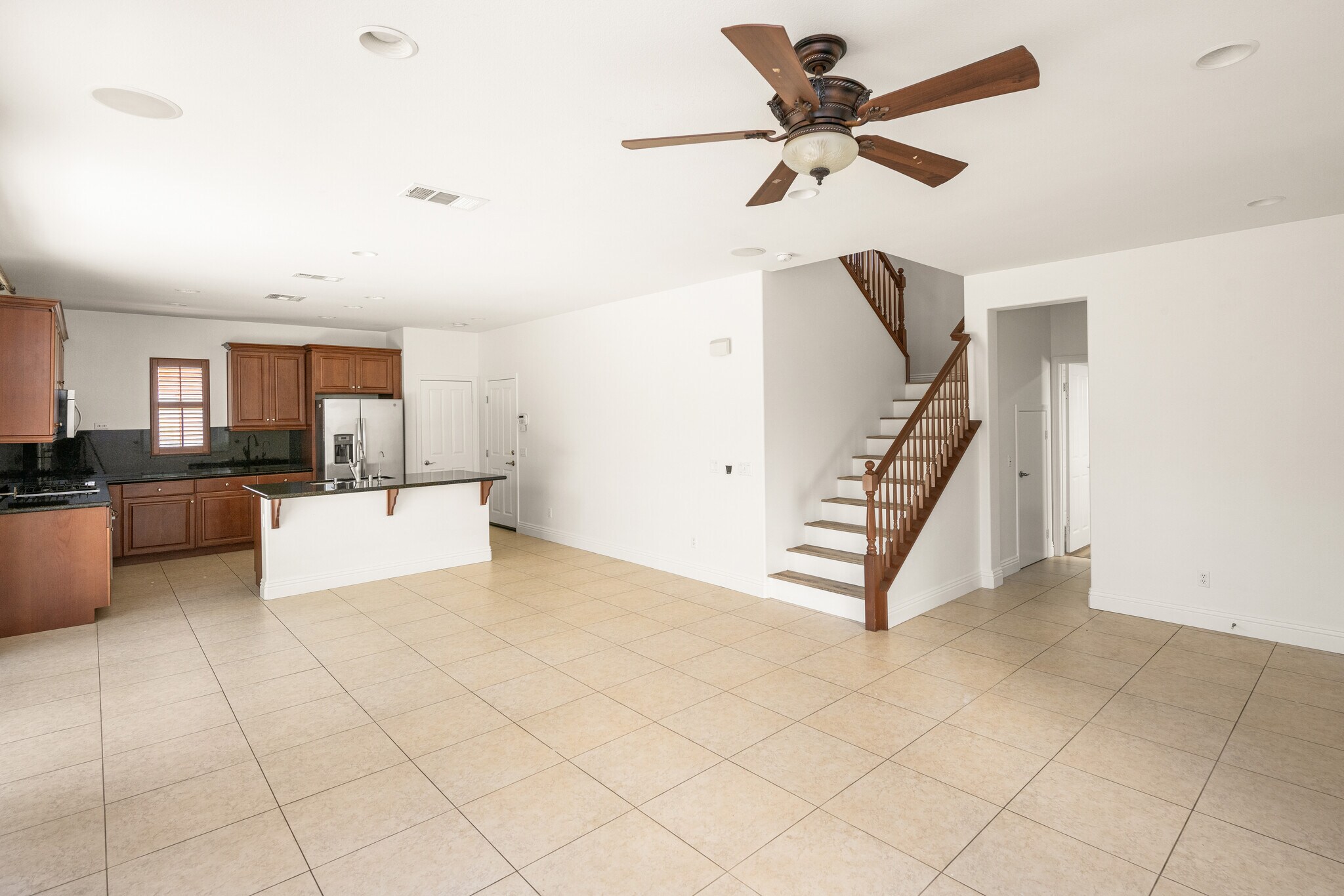 Building Photo - 89 Keepsake