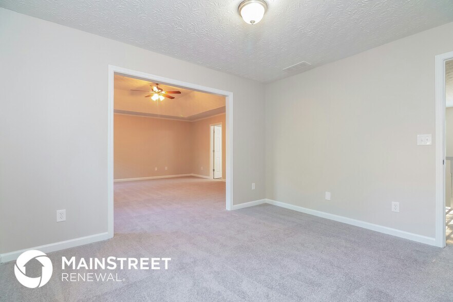 Building Photo - 1731 River Mill Trail NE