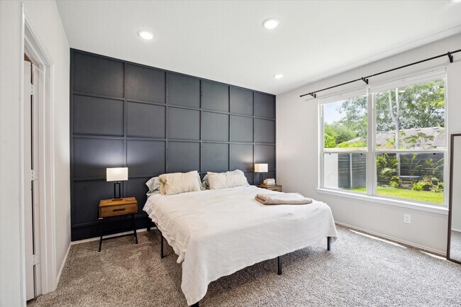 Building Photo - 10897 Mockingbird Pl