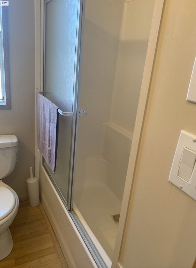 Full size shower and nice newer bathroom. - 11489 S Clara Anita Dr