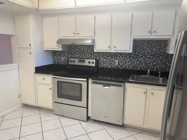 Building Photo - 3154 Via Poinciana