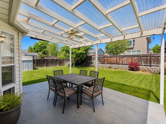 Building Photo - Spacious Home with 3-Car Garage, Two Living Areas & Covered Patio