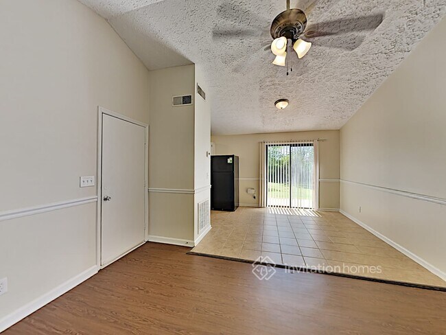 Building Photo - 152 Apple Valley Dr