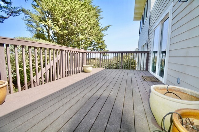 Building Photo - Stunning 3 BR | 2 BA in Noe Valley - Must See!
