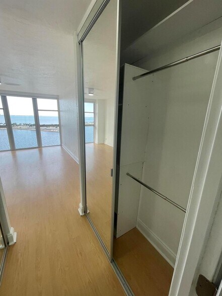 Building Photo - 2451 Brickell Ave