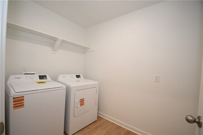 Building Photo - 544 Colorado St