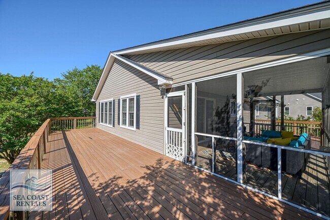 Building Photo - RARE AVAILABLE SUMMER RENTAL MAY-OCTOBER