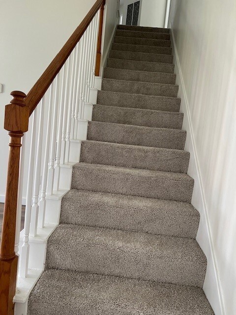 Building Photo - 2118 Laurel Oaks Dr