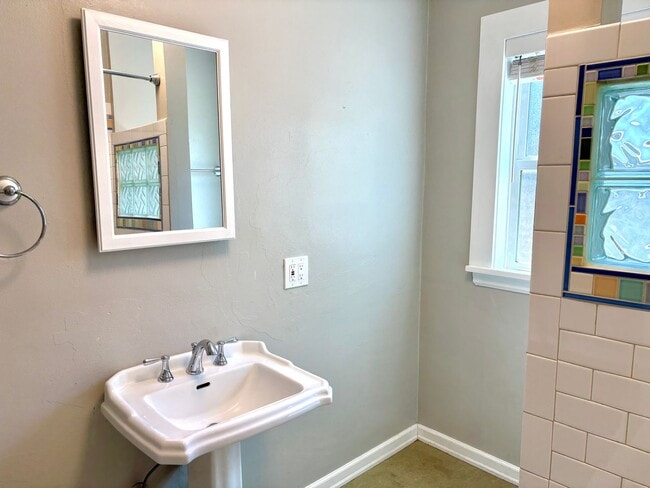 Building Photo - Spacious Montavilla Home on Corner Lot with Hardwoods, A/C, 1 Car Detached Garage, Finished Attic...