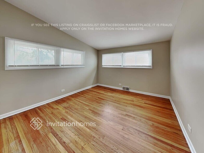 Building Photo - 7504 Emerson St