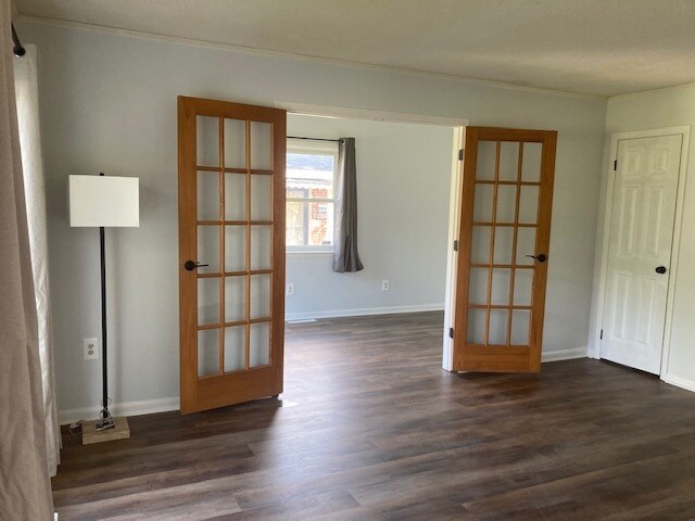 3 Bedroom 2 Full Bath Bungalow Minutes from Downtown Charleston with Charleston Harbor Views - 811 Minnie St