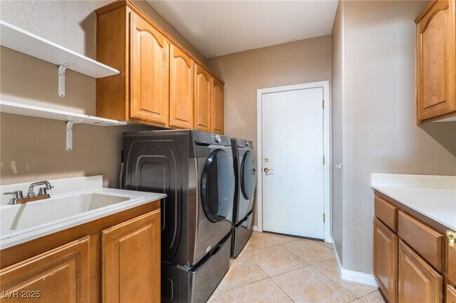 Building Photo - 4012 Rubicon Peak Ct