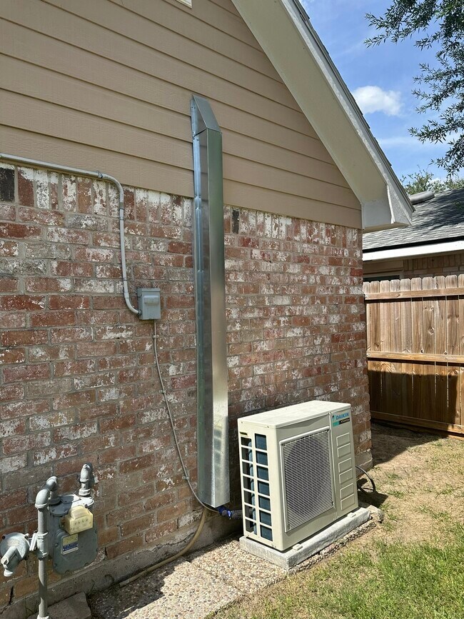 Building Photo - 11719 Scottsdale Dr