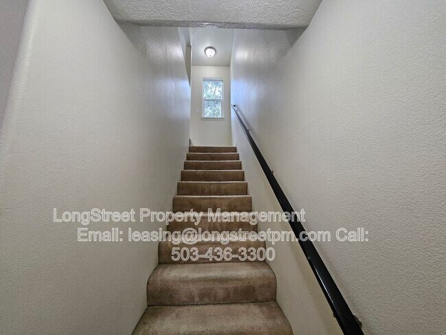 Building Photo - 20 SE 172nd Ave