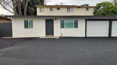 Building Photo - 121-123 Plymouth Drive