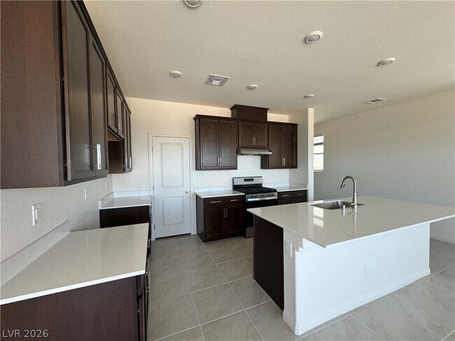 Building Photo - 9158 Nostrand Ave