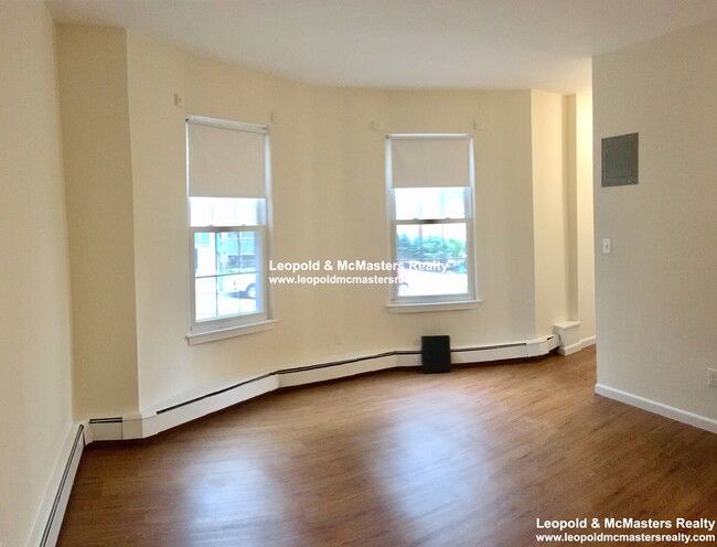 Building Photo - 62 S Huntington Ave