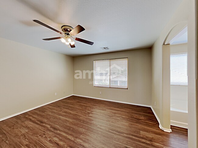 Building Photo - 7719 S 69th Lane