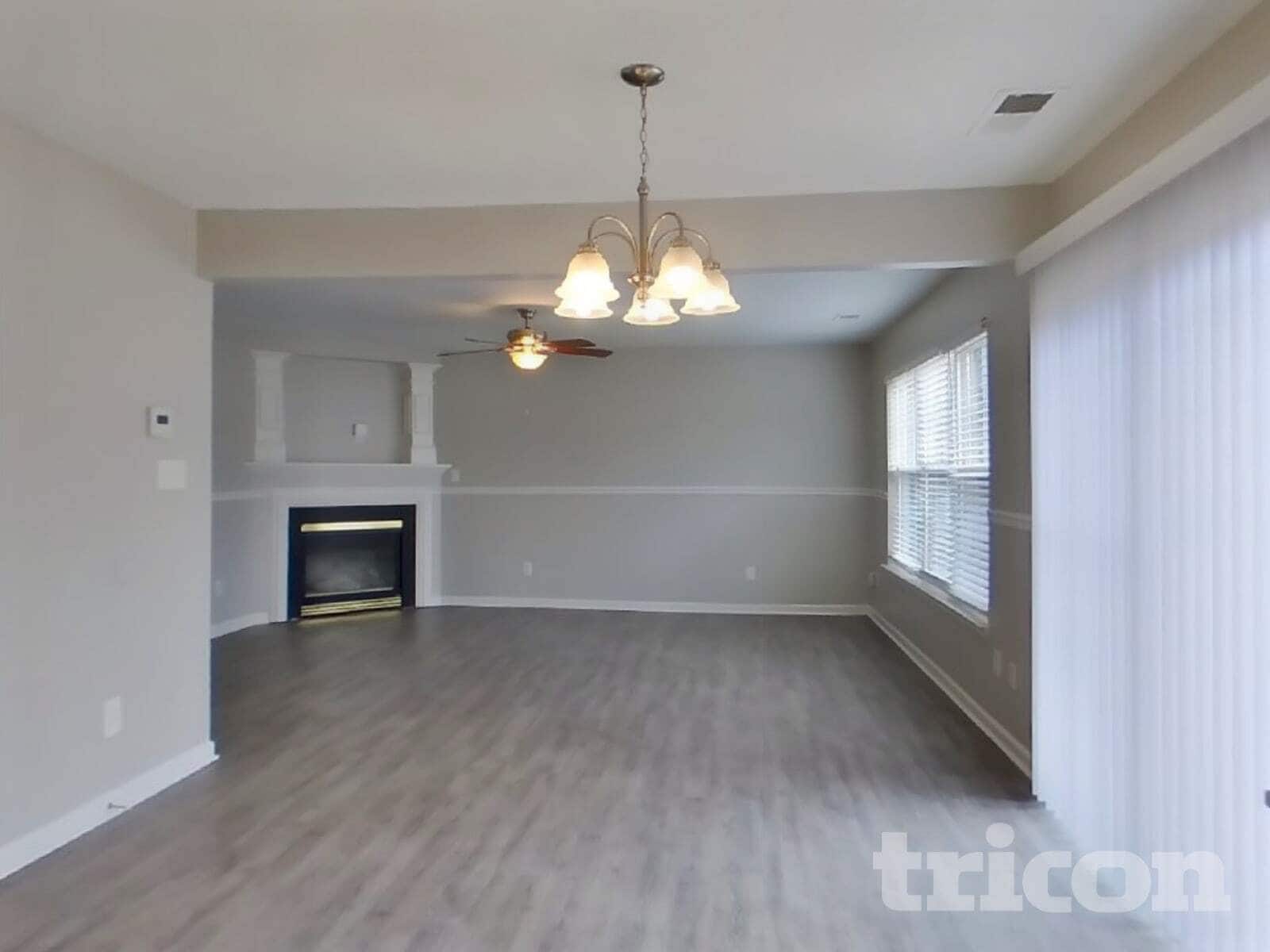 Building Photo - 5940 Briggs Dr