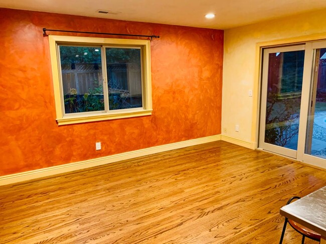Family room - 19536 Eric Dr