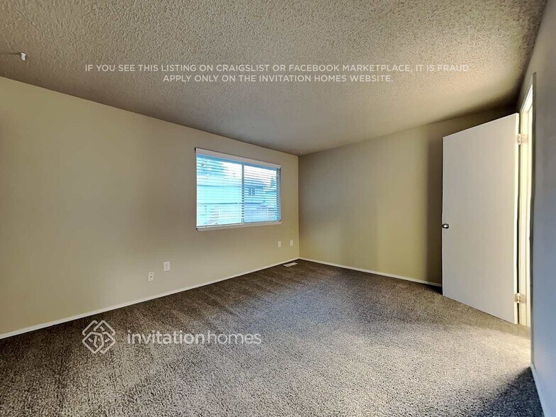 Building Photo - 34811 27th Ave SW