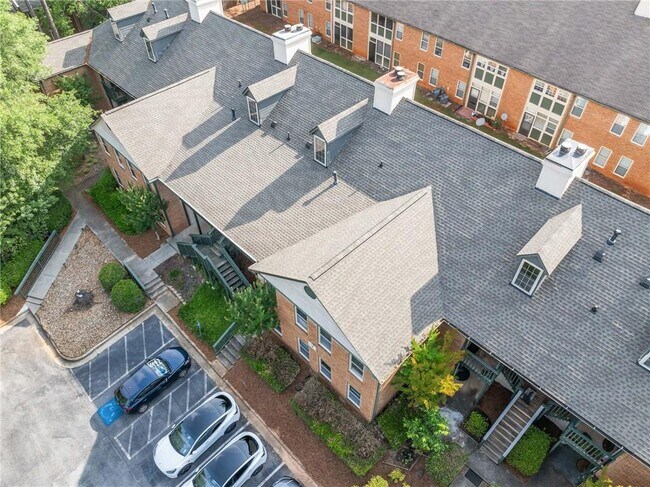Building Photo - 705 Beaufort Cir