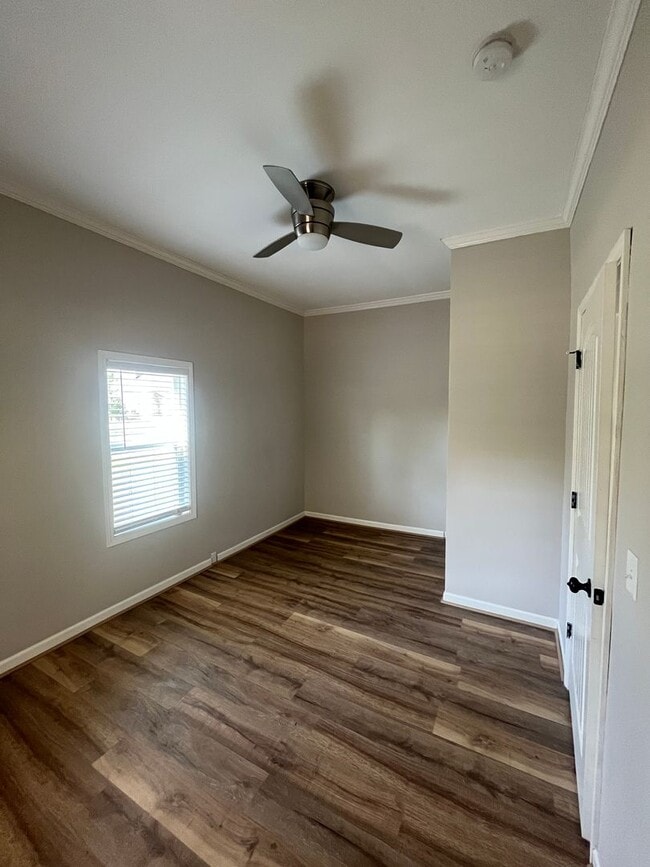 Building Photo - 177 Eastrbook Dr