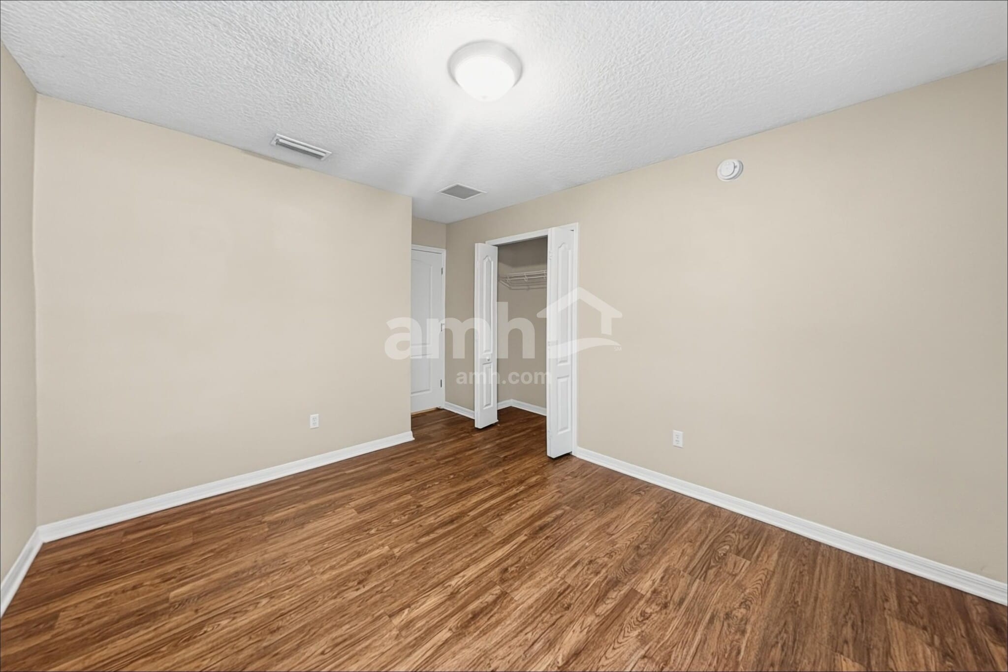 Building Photo - 376 John's Creek Pkwy