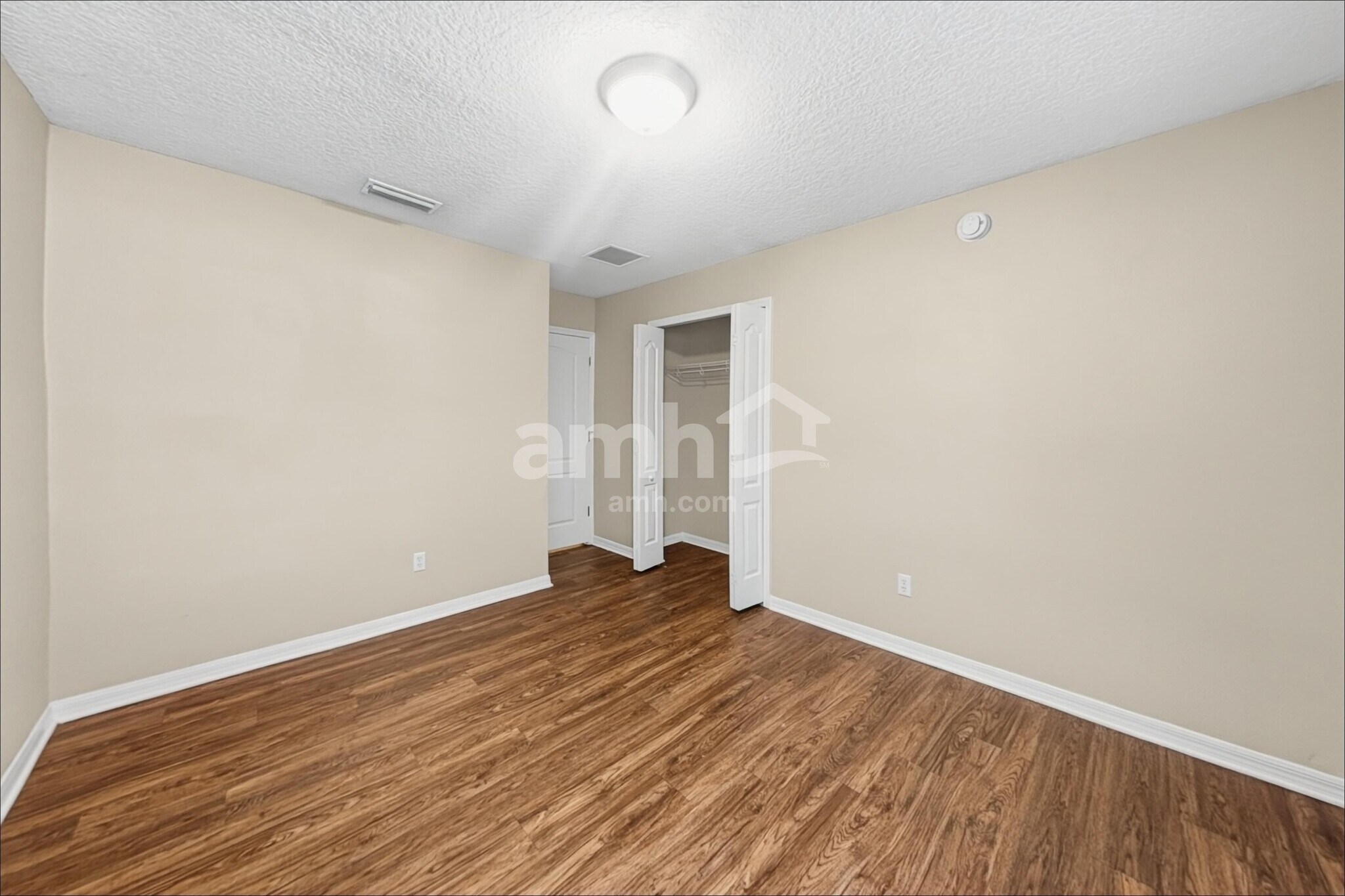 Building Photo - 376 John's Creek Pkwy