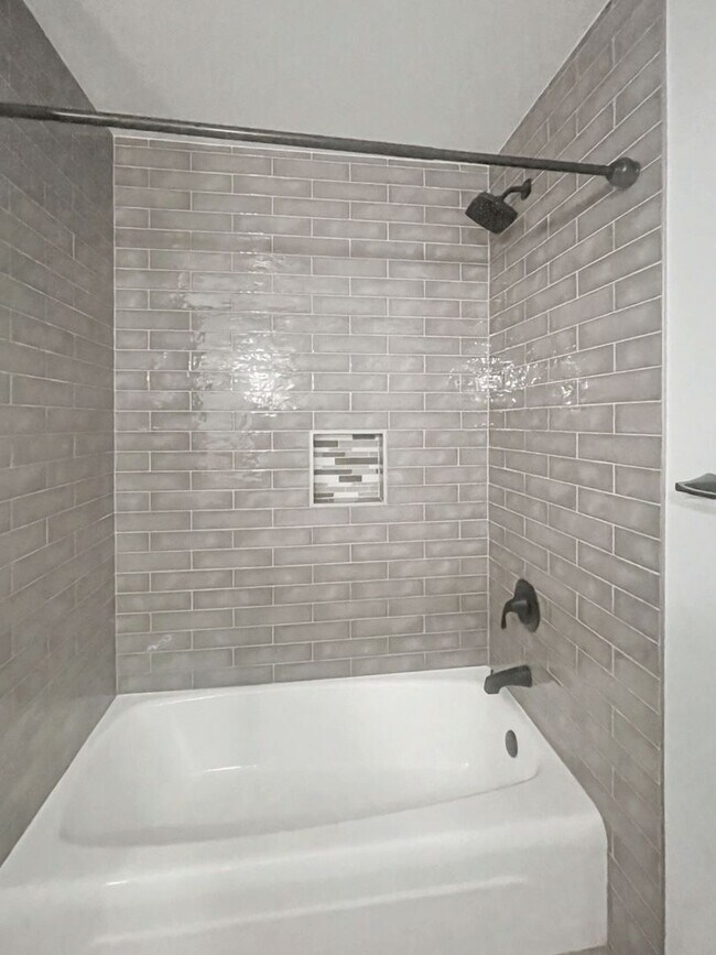 Building Photo - Charming Brick Ranch Home in Woodlea Acres