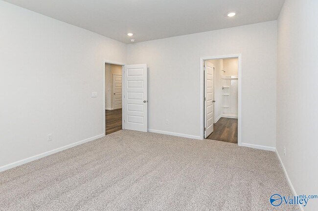 Building Photo - 231 Murphy Ln