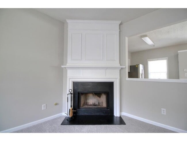 Building Photo - 4171 Howell Park Rd