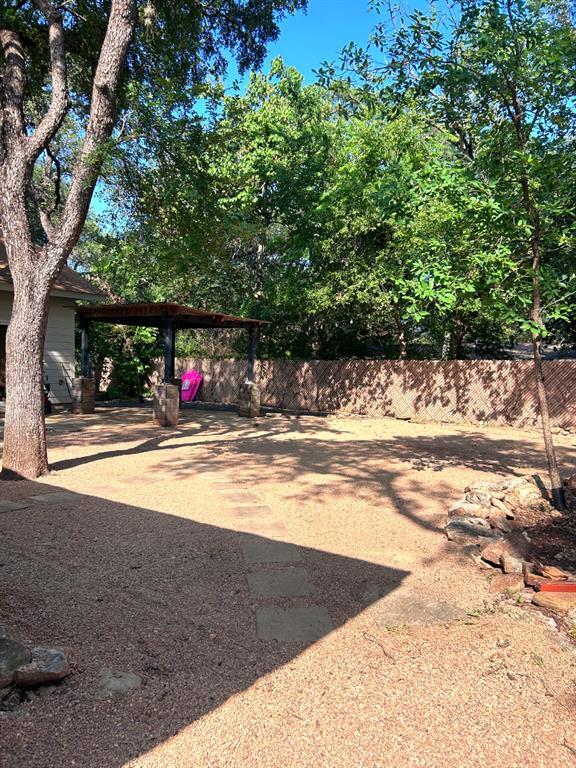 Building Photo - 439 Brady Ln