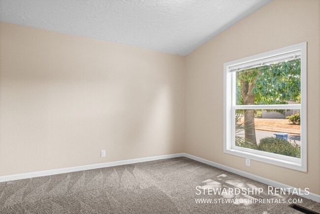 Building Photo - 1313 Bramblewood Ln