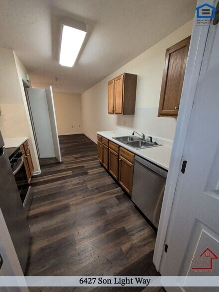 Building Photo - 6427 Son Light Way