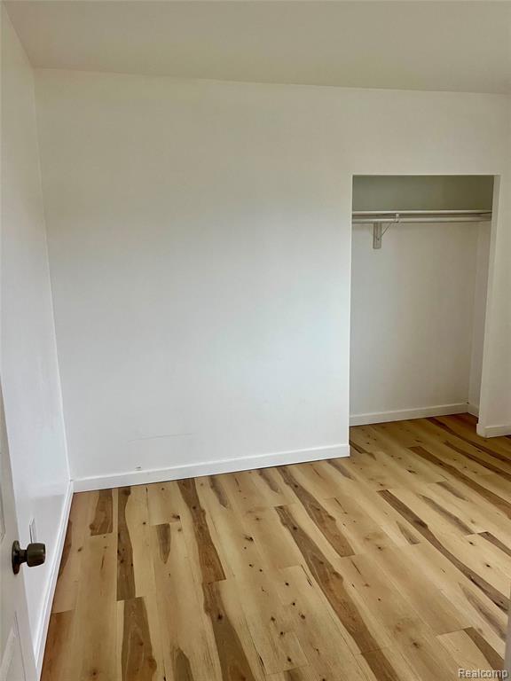 Building Photo - 11160 Charlemagne Ave