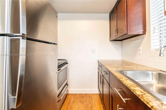 Building Photo - 7931 East Dr