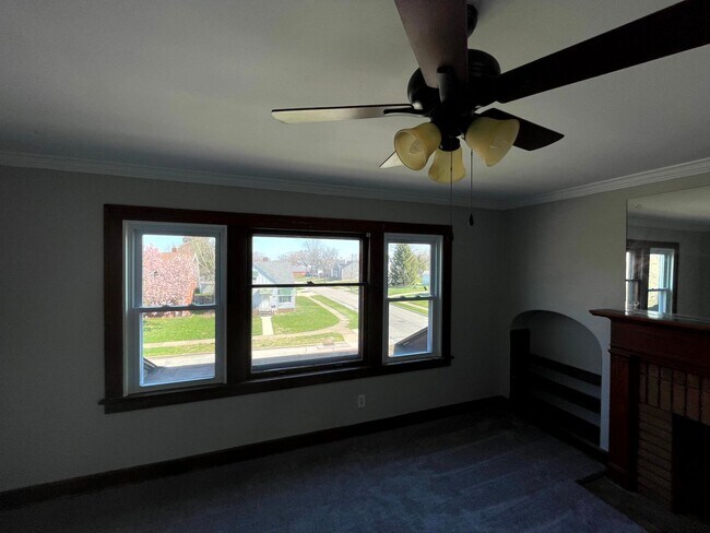 Building Photo - 6711 Dartworth Dr