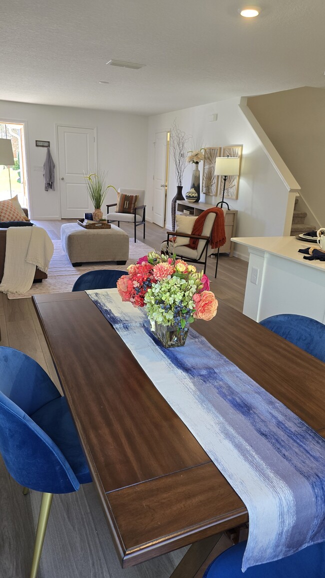 Building Photo - 6821 Lake Mist Ln