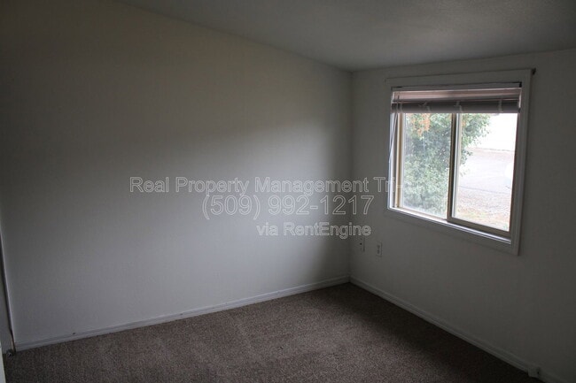 Building Photo - 508 9th St