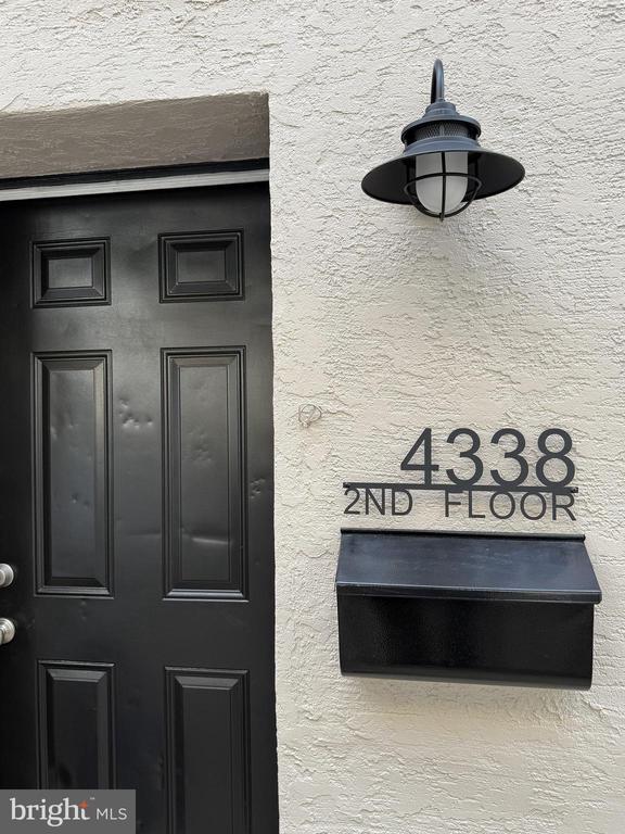 Building Photo - 4338 Cresson St