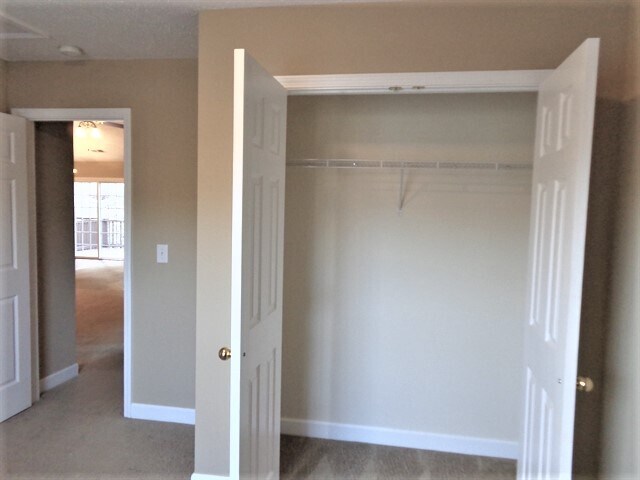 Building Photo - 2310 Devonshire Dr