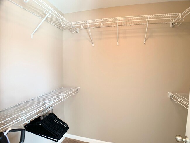 Building Photo - 308 Sam Houston Cir