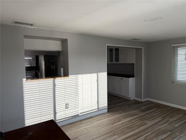 Building Photo - 3711 Blackhawk Dr