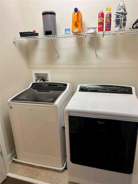 Building Photo - 115 N Arrawana Ave