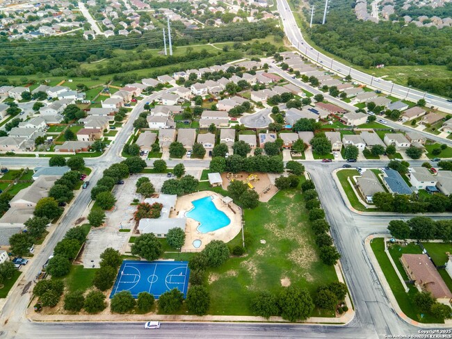 Building Photo - Open-Concept 4-Bedroom Home Near Lackland AFB - Realtor Commission: $500