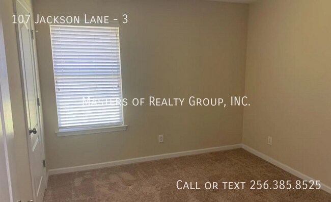 Building Photo - 107 Jackson Ln