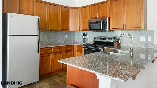 Building Photo - 100 Waterstone Park Cir