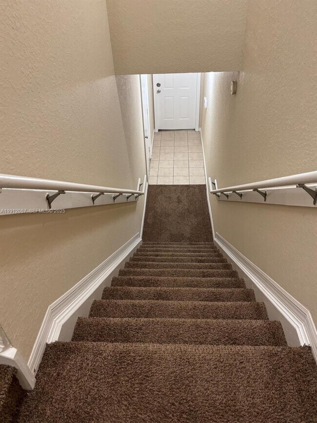 Building Photo - 8261 SW 25th Ct