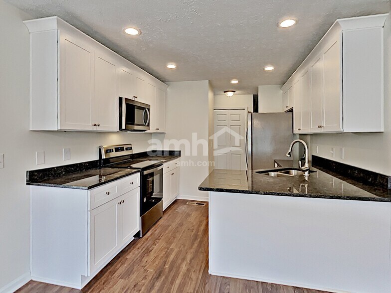 Building Photo - 4017 Omaha Ct